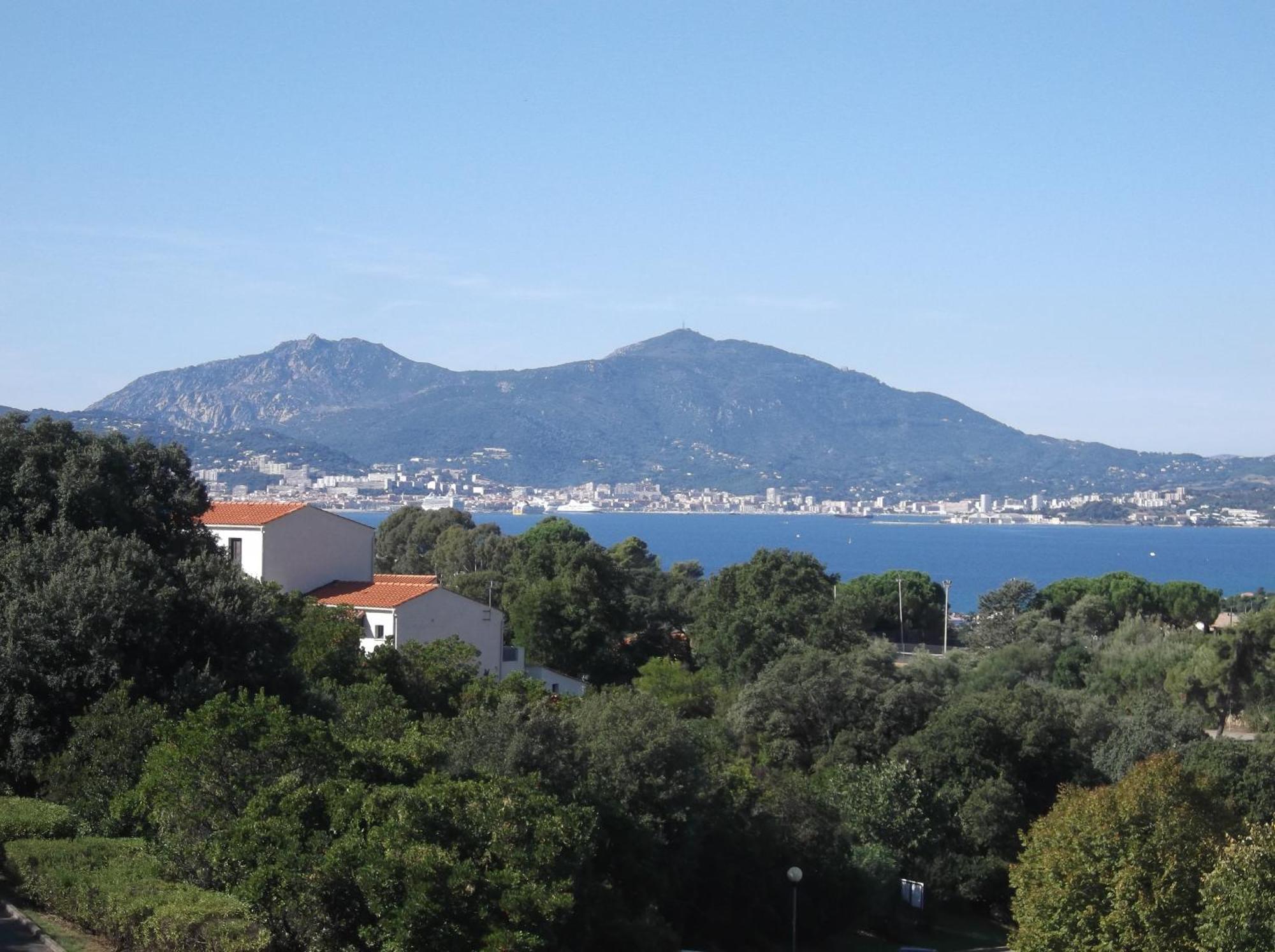 Appart 5 Personnes A Porticcio Avec 2 Piscines Materiel Enfant ,Bebe Clim Exterior foto